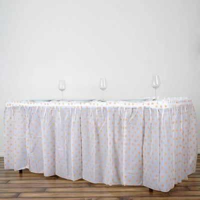 La falda plástica disponible de la tabla para la cocina que cena acontecimiento de la fiesta de cumpleaños de la boda del abastecimiento suministra la falda de la tabla de la decoración