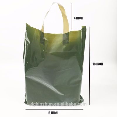 La aduana posee el logotipo que imprime el bolso de compras cortado con tintas plástico barato del HDPE del regalo