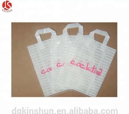Bolsos de compras cortados con tintas plástico con el logotipo de encargo